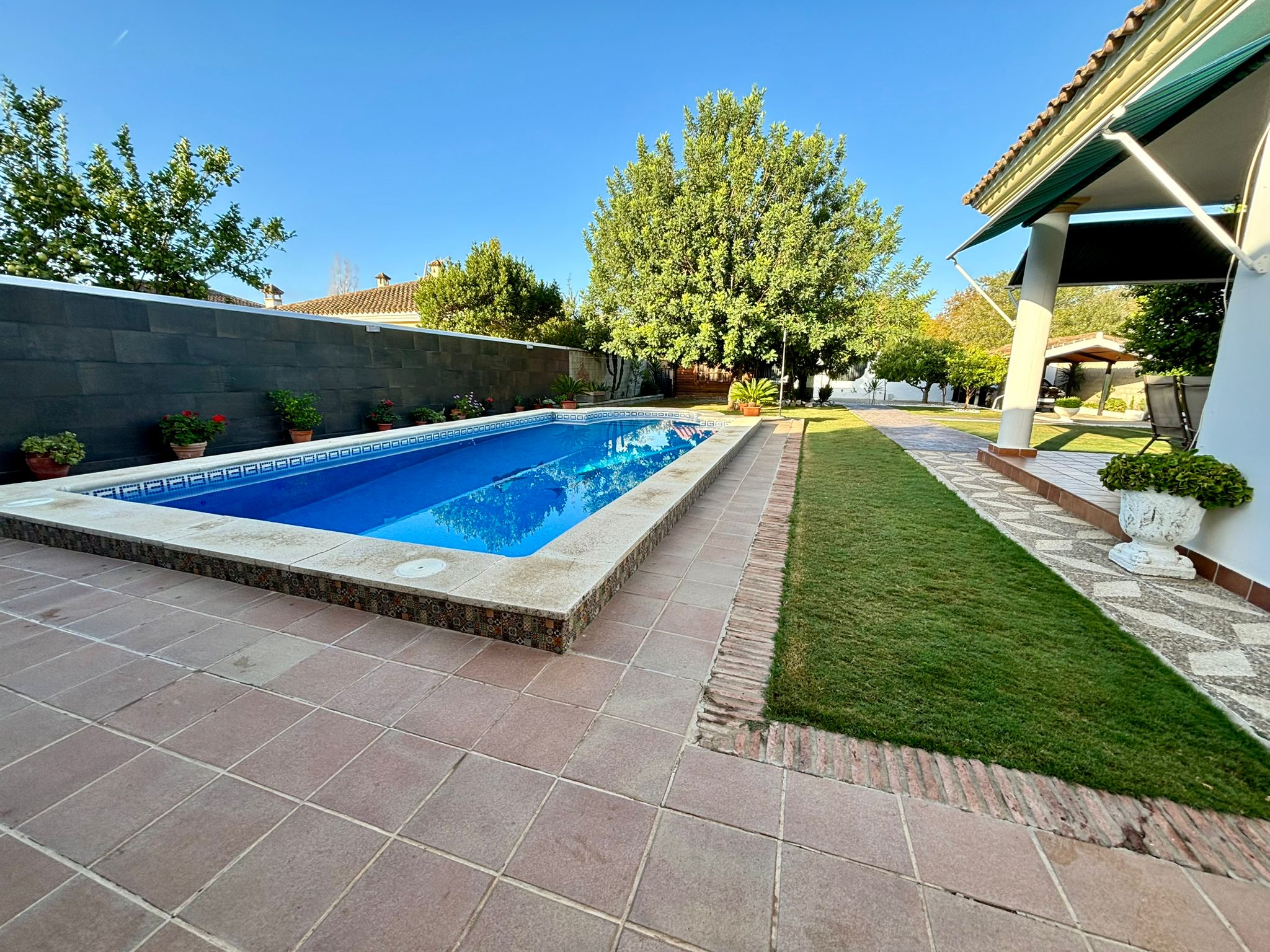 CHALET