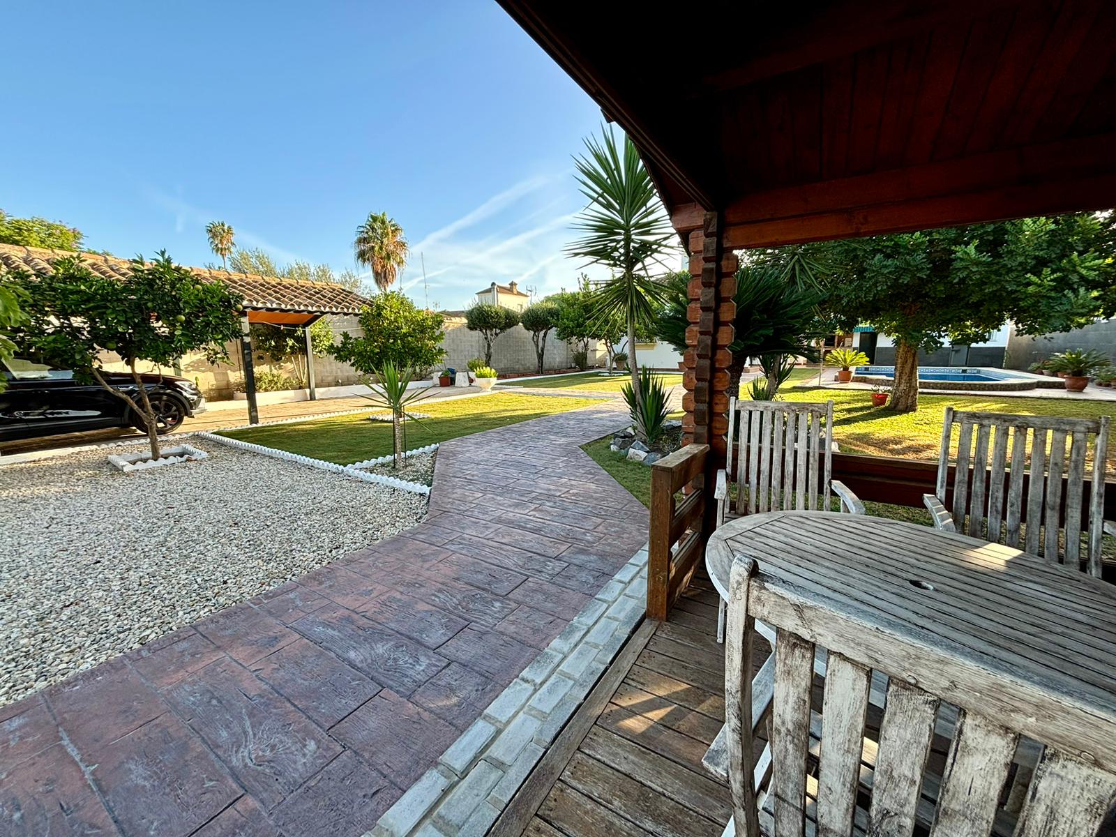 CHALET