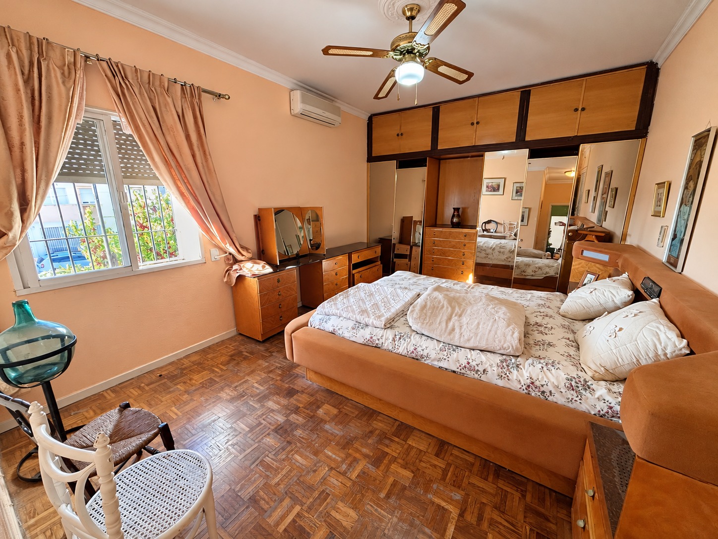 CHALET